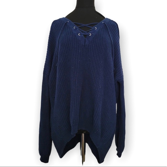 Navy blue sweater - Picture 1 of 4